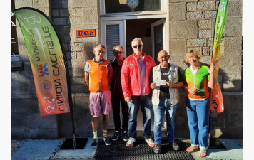 Remise de chèque pour "LA FOUGERAISE Lutte contre le cancer"